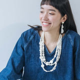 Semi Mismatch Earrings / Snow White