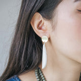 Semi Mismatch Earrings / Snow White
