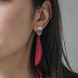 Semi Mismatch Earrings / Scarlet