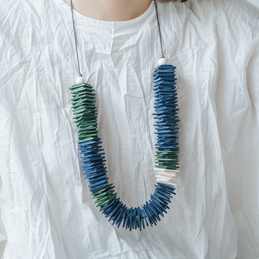 Amber L Adjustable Necklace / Forest Mix