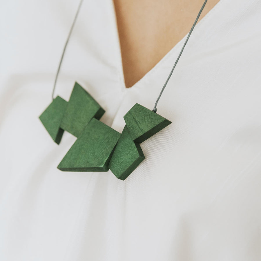 Oblong Adjustable Necklace / Army Green
