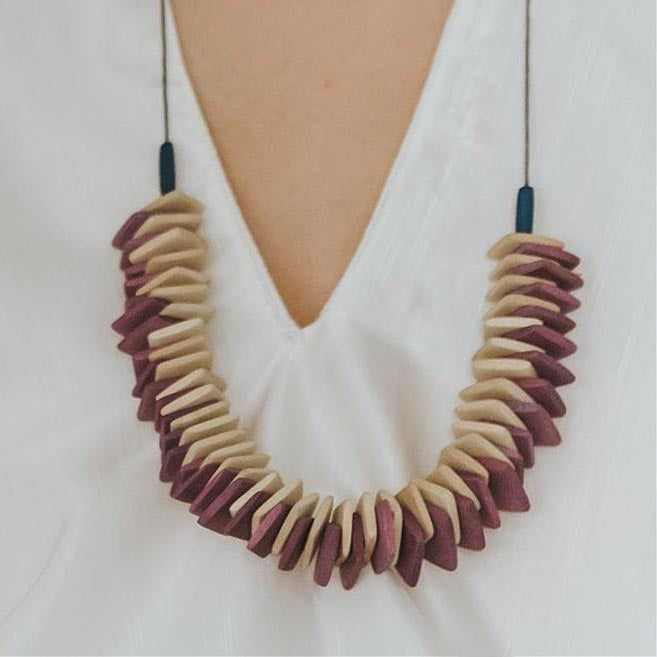 Amber S Adjustable Necklace / Purple Mix