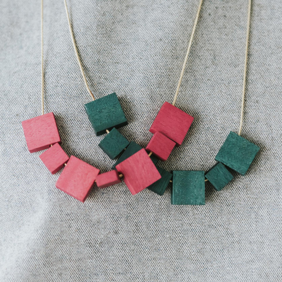 Mia Series 2 Square 2 Earrings / Magenta