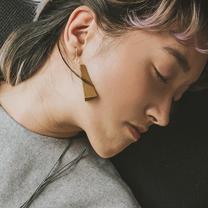 Quadrangle Q1 Earrings / Mustard