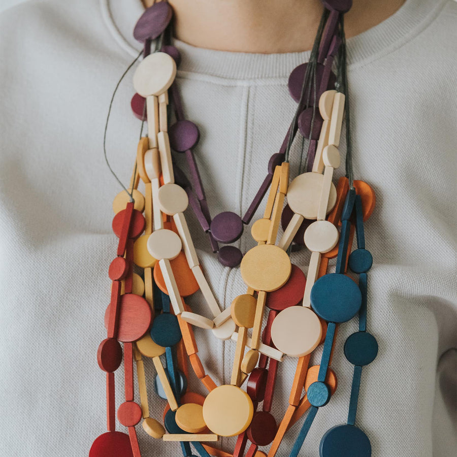 Circus II Adjustable Necklace / Maroon