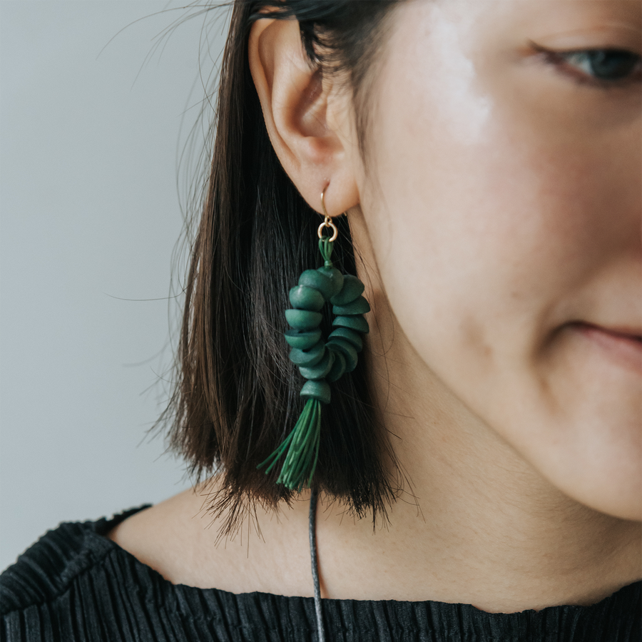 Globe Earrings / Green